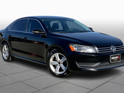 Used 2015 Volkswagen Passat 1.8T SE image 2