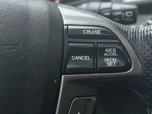 Used 2014 Honda Odyssey Touring Elite image 24