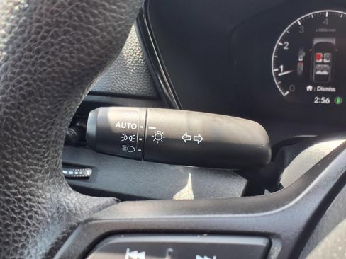 Used 2025 Honda CR-V LX image 17