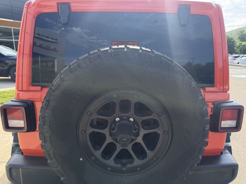 Used 2023 Jeep Wrangler Unlimited Sport AWD/4WD image 6