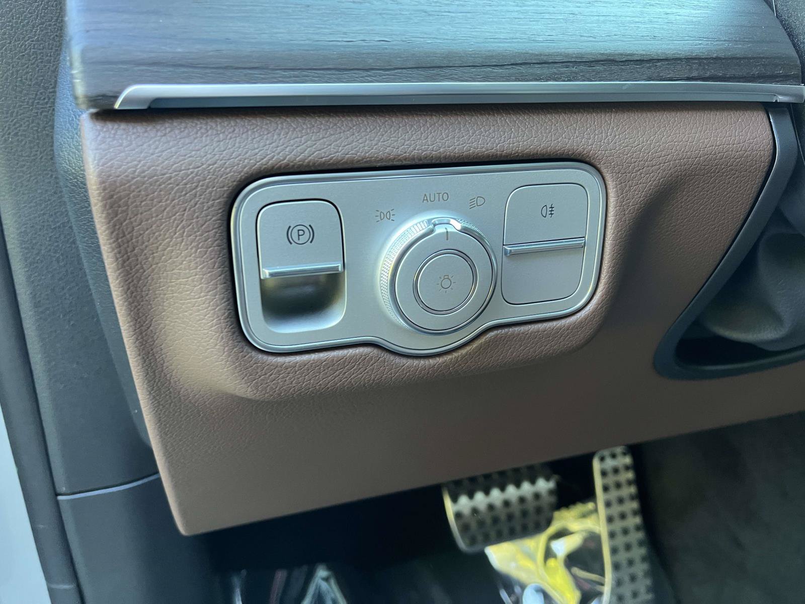 New 2027 Mercedes-Benz GLS 450 4MATIC image 21