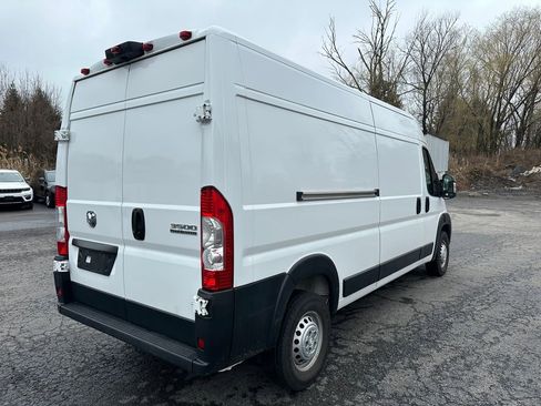 Used 2025 RAM ProMaster 3500 w/ Convenience Group image 11