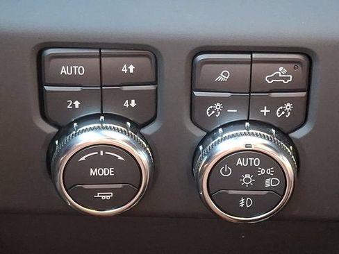 Used 2023 GMC Sierra 1500 AT4X AWD/4WD image 26
