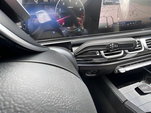 New 2025 Mercedes-Benz GLE 580 4MATIC image 18