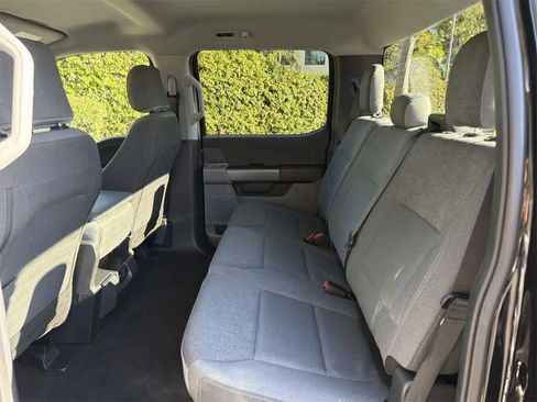Used 2024 Ford F150 XLT image 28