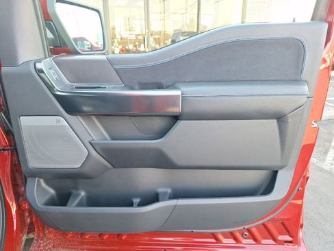 New 2025 Ford F150 Platinum w/ FX4 Off-Road Package image 16