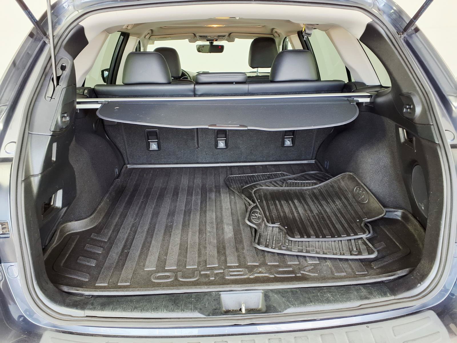Used 2017 Subaru Outback 2.5i Limited AWD/4WD image 9