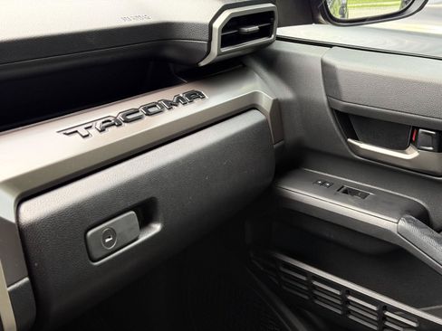 Used 2024 Toyota Tacoma TRD Sport w/ TRD Sport Premium Package AWD/4WD image 27