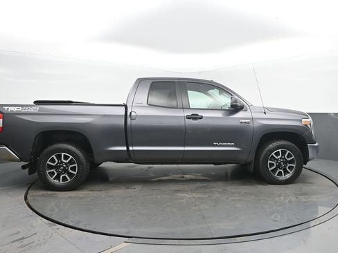 Used 2018 Toyota Tundra SR5 w/ TRD Off Road Package image 7