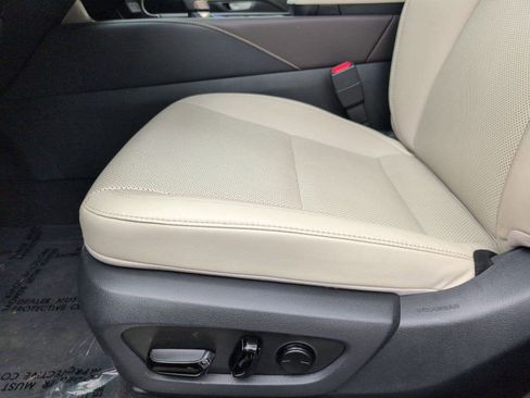 Certified 2024 Lexus RX 350 FWD image 5