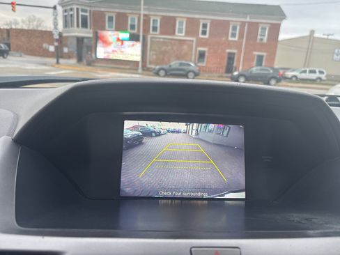 Used 2014 Honda Odyssey EX-L image 24