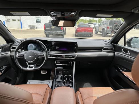 Used 2023 Kia K5 GT FWD image 16