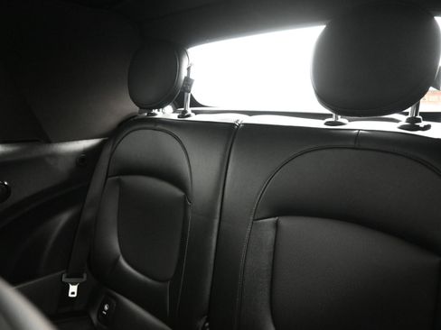 Used 2017 MINI Cooper Convertible image 18