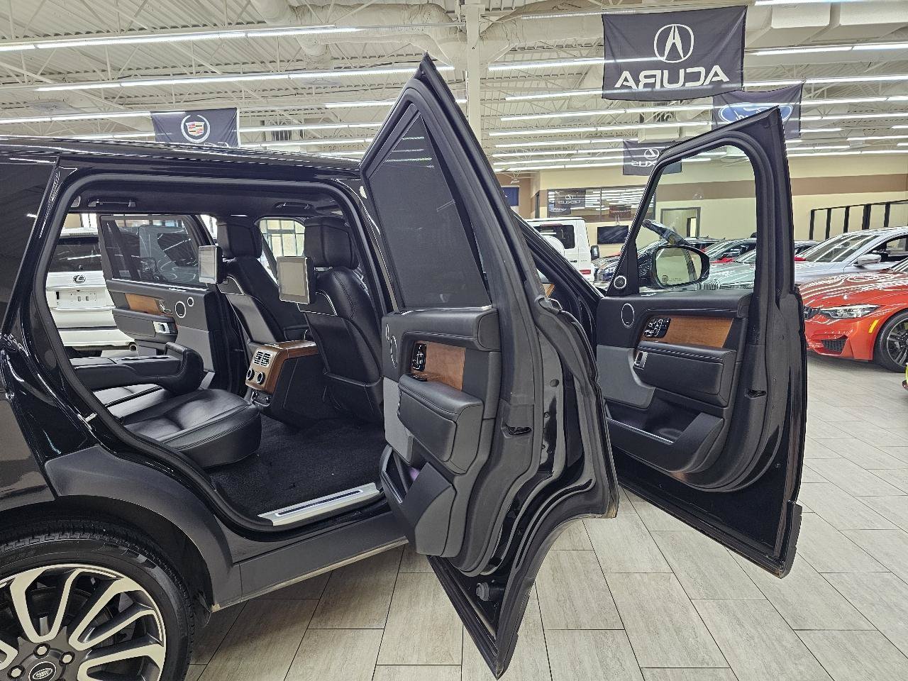 Used 2021 Land Rover Range Rover Long Wheelbase Autobiography AWD/4WD image 14