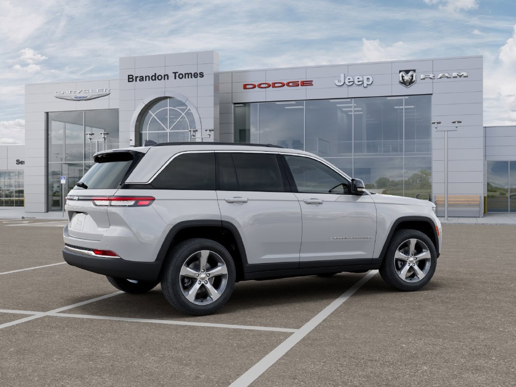 New 2026 Jeep Grand Cherokee Limited w/ Luxury Tech Group II AWD/4WD image 4