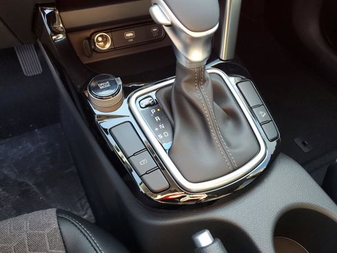 New 2026 Kia Seltos S FWD image 26