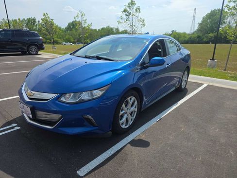 Used 2016 Chevrolet Volt Premier w/ Driver Confidence Package FWD image 1