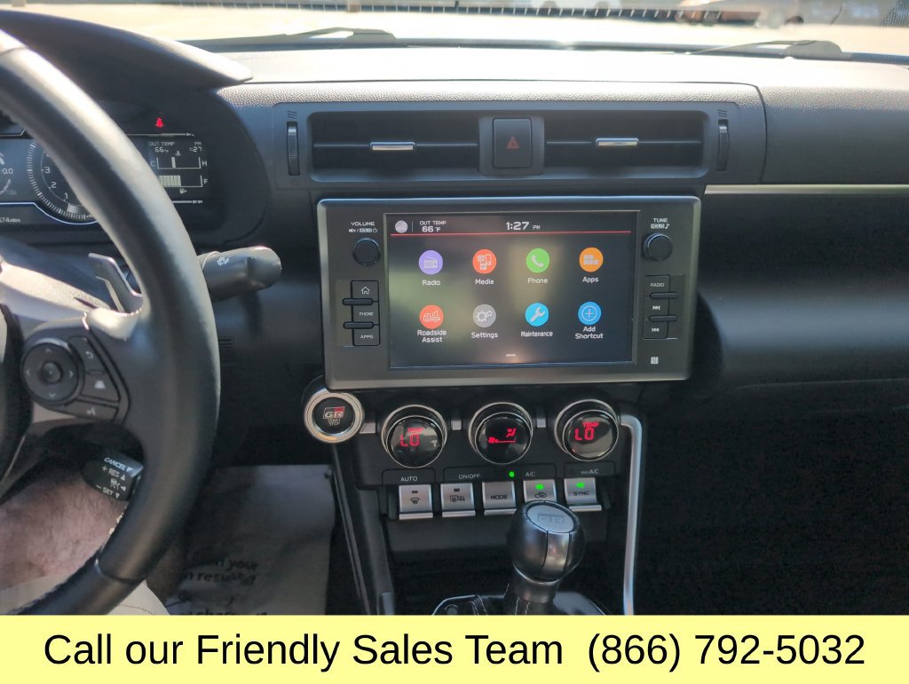 Used 2022 Toyota GR86 w/ ALL Weather Mat Package (TMS) RWD image 19