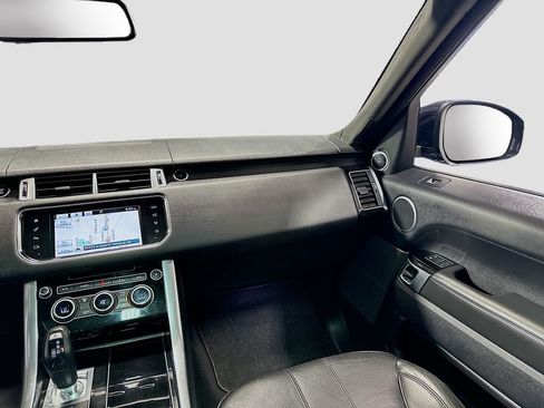 Used 2016 Land Rover Range Rover Sport HSE image 26