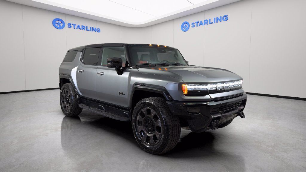 Certified 2026 GMC Hummer EV 3X w/ Carbon Fiber Edition Package AWD/4WD image 13