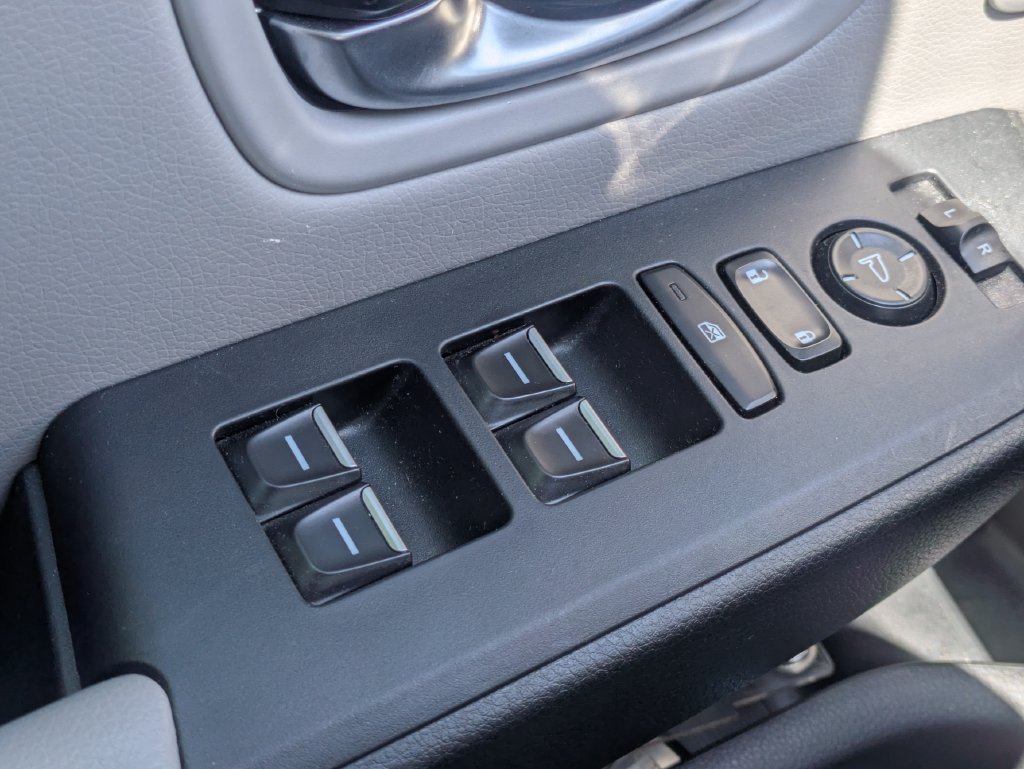 Used 2025 Honda Pilot EX-L image 26