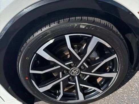 Certified 2023 Toyota Prius Prime FWD image 3