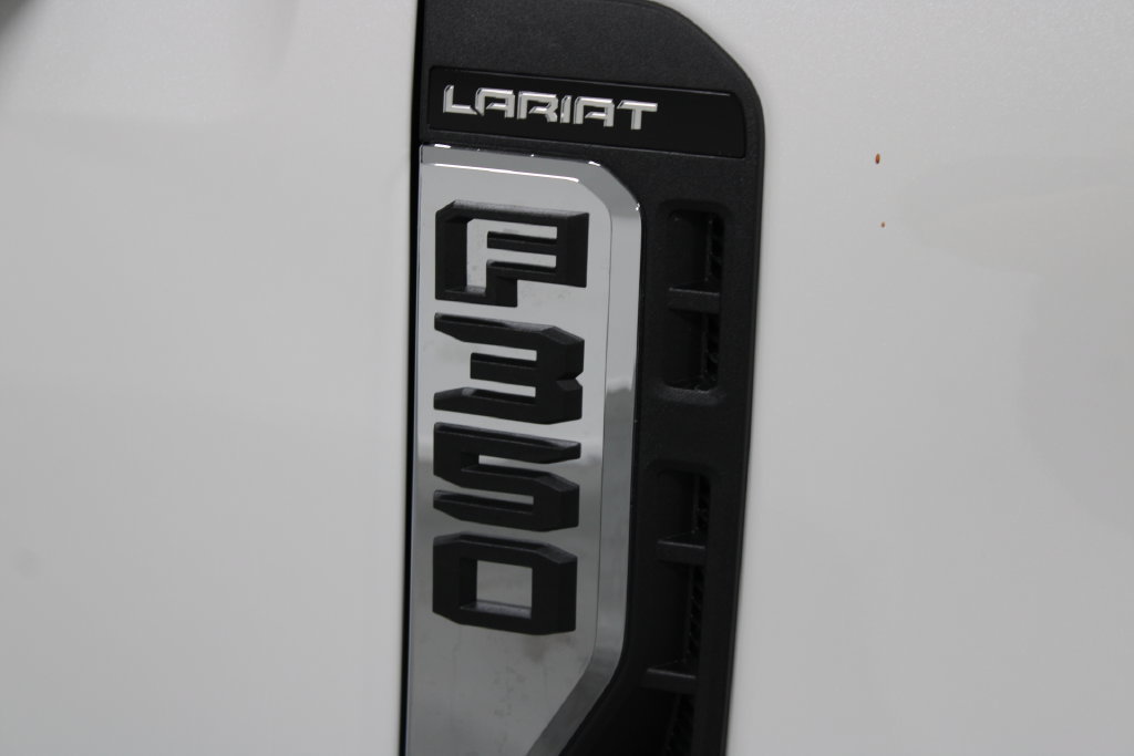 New 2026 Ford F350 Lariat w/ Lariat Premium Package AWD/4WD image 11
