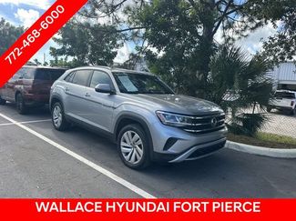 Used 2020 Volkswagen Atlas Cross Sport SE w/ Panoramic Sunroof Package FWD video 1