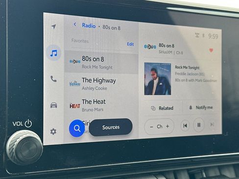 Certified 2025 Toyota RAV4 XLE image 27