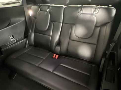 Used 2021 Ford Explorer Limited w/ Hybrid Equipment Group 310A image 26