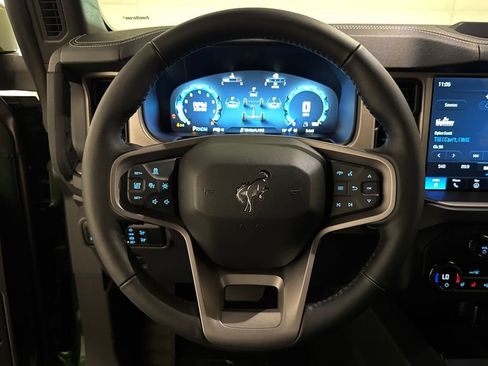 New 2025 Ford Bronco Outer Banks image 11