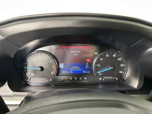 Used 2020 Ford Explorer XLT w/ Equipment Group 202A image 17