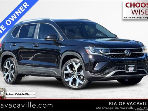 Used 2022 Volkswagen Taos SEL image 1