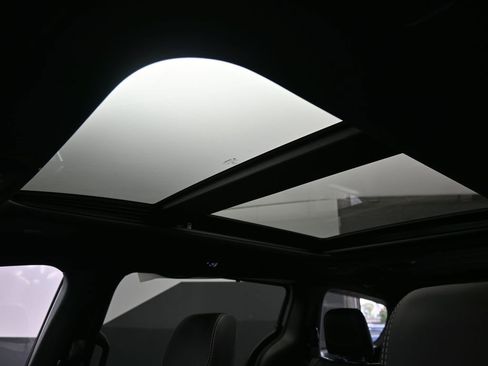 New 2026 Chrysler Pacifica Select image 15