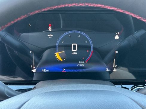 New 2026 Chevrolet Trax RS w/ Driver Confidence Package FWD image 24