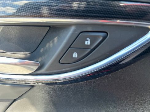 Used 2023 Buick Envision Essence FWD image 18