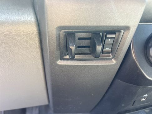 Used 2022 Ford F250 XL w/ Power Equipment Group RWD image 19