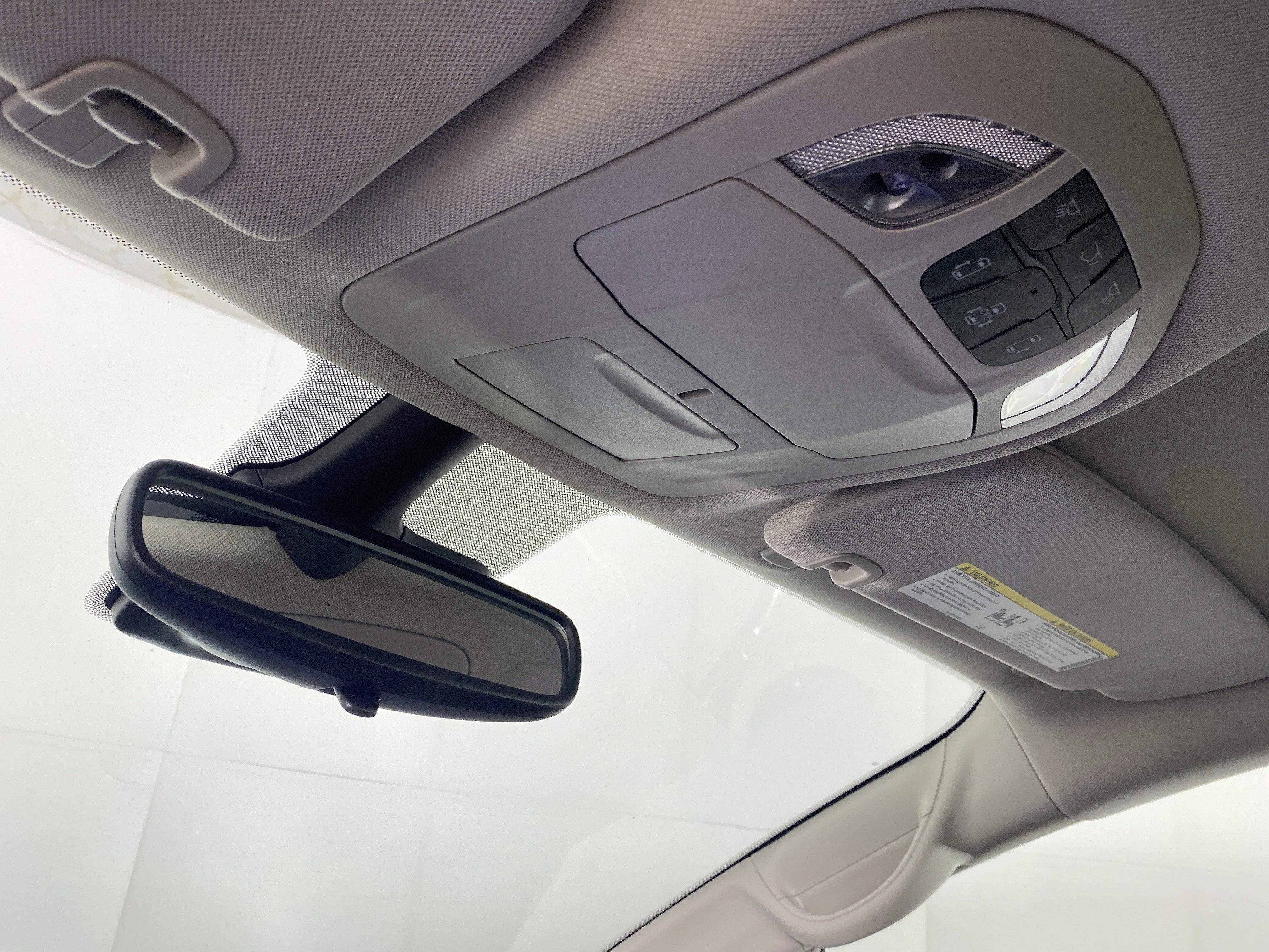 Used 2024 Chrysler Pacifica Touring-L AWD/4WD image 35