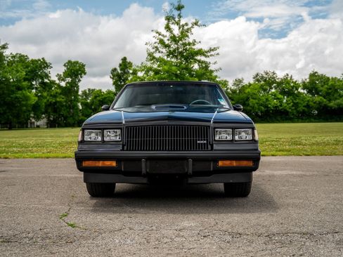 Used 1987 Buick Regal Coupe RWD image 3