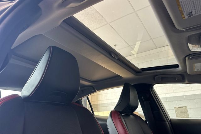 Used 2024 Toyota Prius Prime FWD image 20