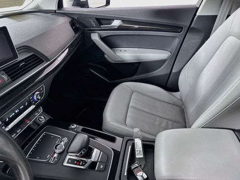 Used 2018 Audi Q5 2.0T Premium Plus w/ Premium Plus Package AWD/4WD image 25