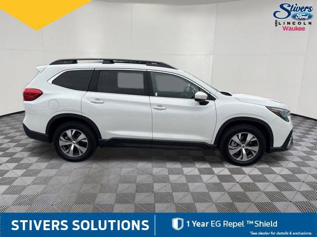 Used 2025 Subaru Ascent Premium AWD/4WD image 5