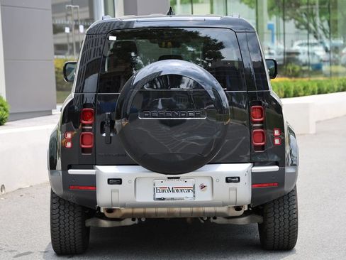 Used 2024 Land Rover Defender 110 S AWD/4WD image 3