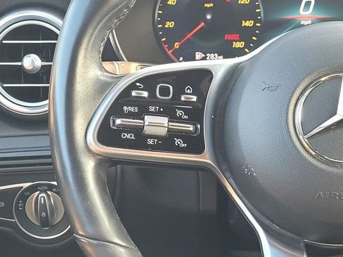 Used 2022 Mercedes-Benz GLC 300 4MATIC image 29