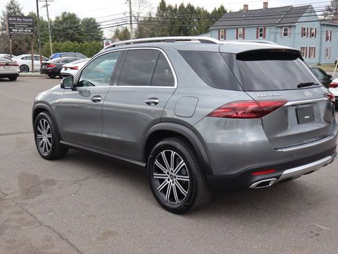 Used 2025 Mercedes-Benz GLE 450e 4MATIC image 7