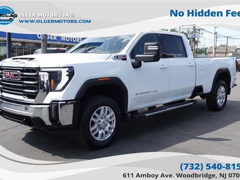 Used 2024 GMC Sierra 2500 SLE w/ SLE Value Package AWD/4WD image 1