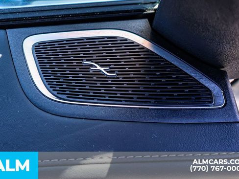 Used 2025 Mercedes-Benz GLC 300 4MATIC image 47