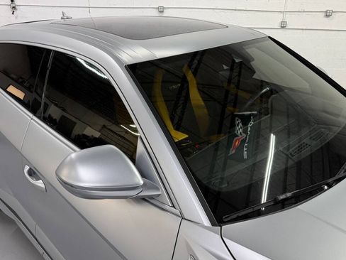 Used 2022 Lamborghini Urus AWD/4WD image 6