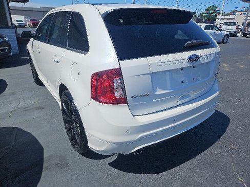 Used 2014 Ford Edge Sport w/ Driver Entry Package AWD/4WD image 4