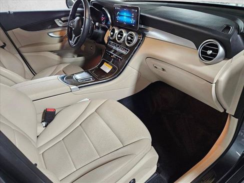 Used 2021 Mercedes-Benz GLC 300 image 18